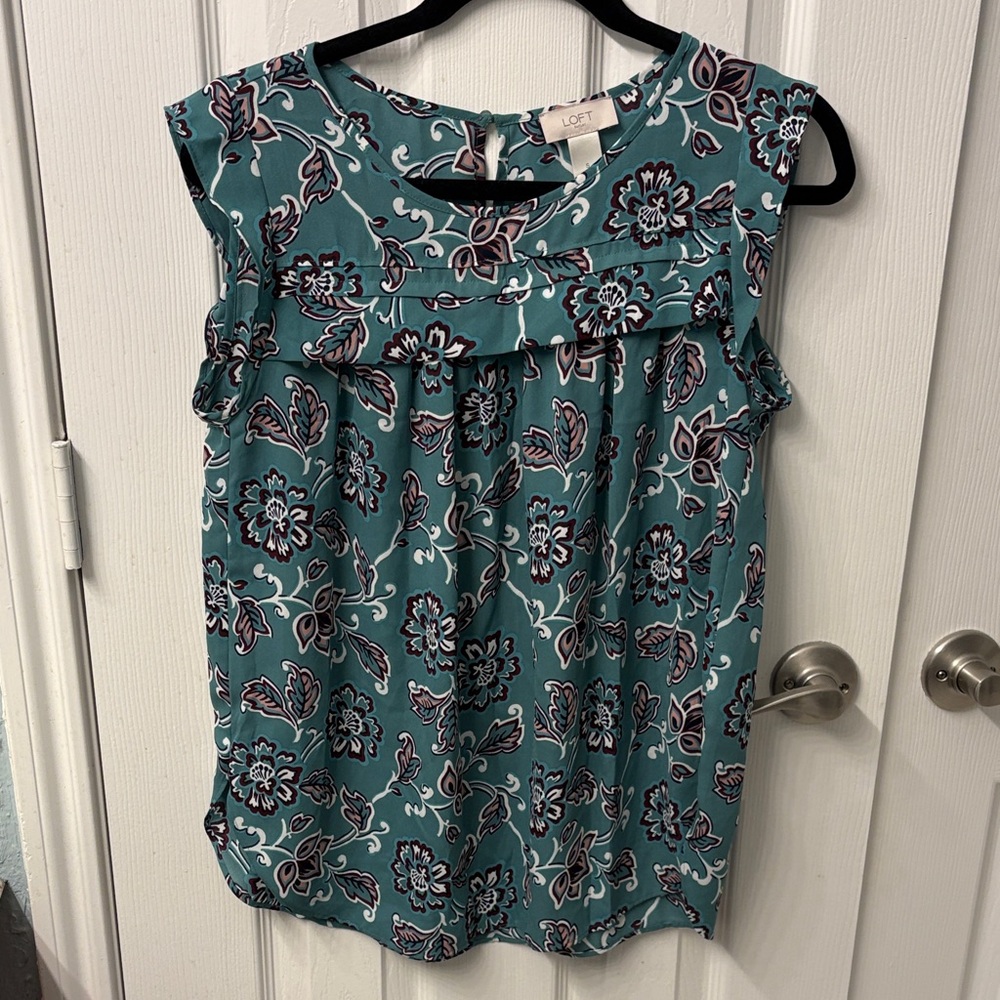 LOFT Blue Floral Sleeveless Blouse